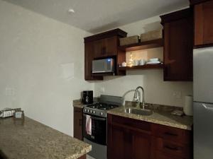 Paradise Inn Placencia