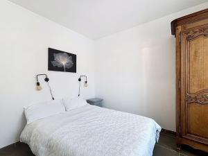 Maisons de vacances Villa a 150m de la plage avec piscine et WiFi gratuit - FR-1-361-8 : photos des chambres