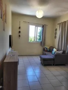 F2 Proches de toutes commodités - Grande Savane