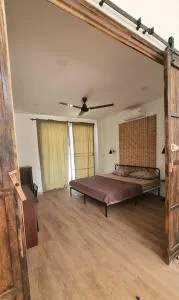 Bayt Al-Araneb - 恰洛克拉姆