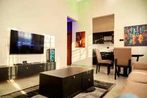 Piere Apartments - 姆万扎