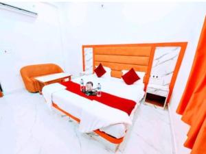 Ashram - Shri Ram Harshnam Ayodhya