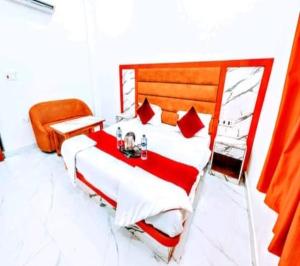 Ashram - Shri Ram Harshnam Ayodhya