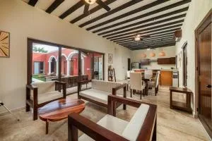 Entire 3bd Home Villa-Home-with Private Pool and Patio - Tikuch