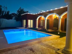 Entire 3bd Home Villa-Home-with Private Pool and Patio