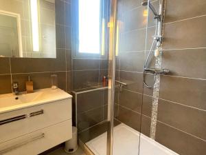 Arcachon Centre - T2 Confortable avec Balcon et Parking Privé - FR-1-420-156