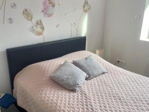 F3 Moderne avec Climatisation et WiFi Proche des Thermes - FR-1-703-205