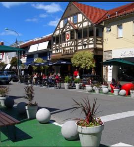 Depto centro comercial Güemes shopping Aldrey 400 metros de la playa