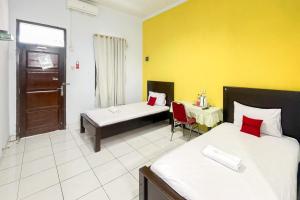 RedDoorz Seven 71 One