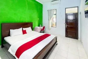 RedDoorz Seven 71 One - Manna