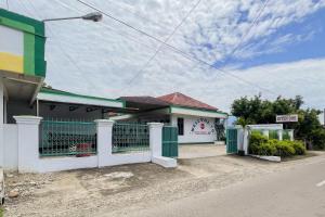 RedDoorz Seven 71 One