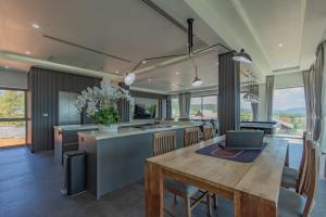 Luxury Seaview Villa 6BR - Villa Shine