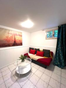 Appartements Rosny Sous Bois tres charmant l-appartement en plein centre ville et verdure : photos des chambres
