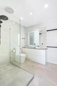 Noosa Riverfront Apartment Unit 7