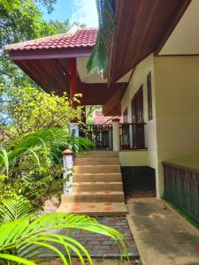 LInks Paradise House