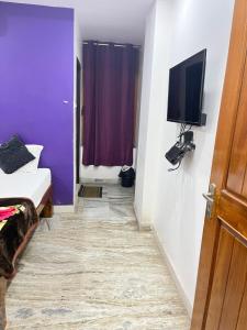 SRI Surya Guest House