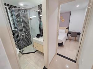 Căn Hộ 2 Phòng Ngủ Có Ban Công (Two-Bedroom Apartment with Balcony)