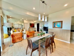 Spacious Tropics with Golf View in BGC