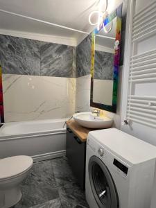 Urban Waves with 2 bedrooms and terace