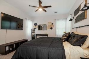 Nice East Side 3BR 2BA WIFI SMART TV
