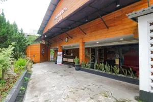 Bwalk Hotel Malang - Dau