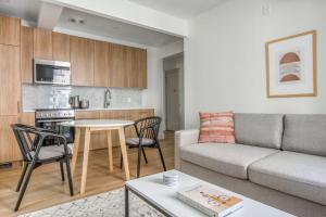 Blueground E Village courtyard gym ac wd NYC-1532