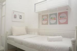 Modern and Comfort 2BR Apartment at Signature Park Grande By Travelio