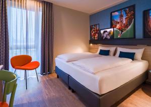 Deluxe Double Room with One Double Bed room in Bento Inn Munich