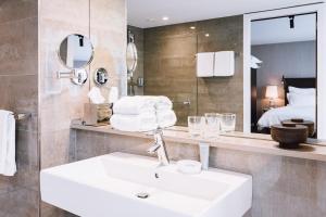 Suite room in Pillows City Hotel Brussels Centre