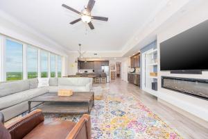 Phoenix Gulf Towers 1105 condo