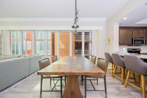 Phoenix Gulf Towers 1105 condo