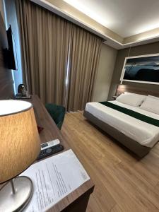 Superior King Room room in 7th Floor Suite