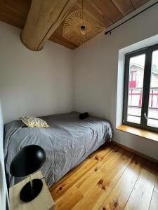 A Thousand and One Bubbles