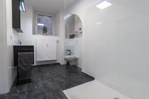 Fewomo, Moselzeit Apartment, Stilvolle Fewo für Genießer nähe Schloss