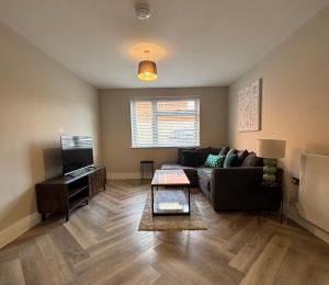 Modern Apartment - BHX NEC - Free Secure Gated Parking