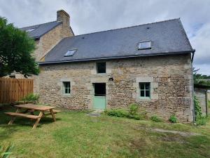 Maisons de vacances Charming Breton farmhouse : photos des chambres