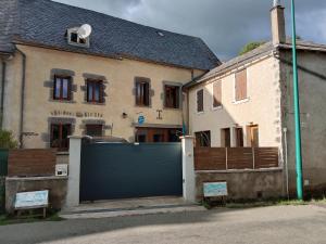 Gîte au pied des volcans dAuvergne Aydat