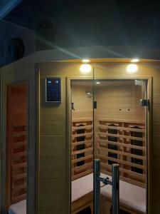 Maisons de vacances Gites Spa Strasbourg - Villa Cerf - SPA Prive, Sauna, Borne d'arcade, Babyfoot : Maison de Vacances