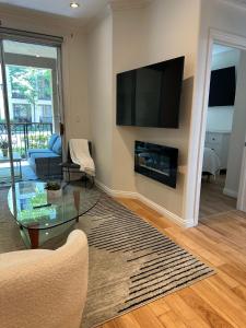 Irvine Gem Luxury condo 31 days min near Irvine Business & UCI Hospital