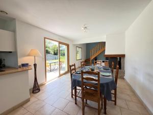 Maison De Charlie Madame est servie