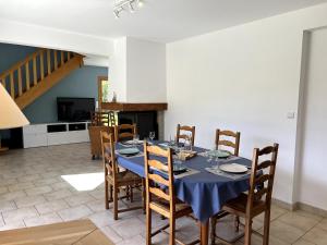 Maison De Charlie Madame est servie