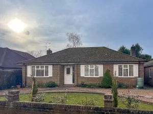 Pass the Keys Beaconsfield Peaceful Bungalow - Beaconsfield