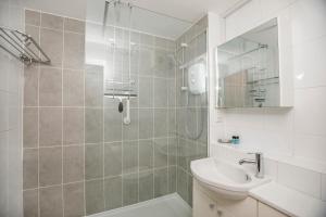 Monkgate Cloisters - Free Parking