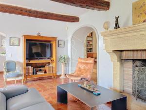 Le Mas Valou, villa en pierre dans les hauteurs de Fayence