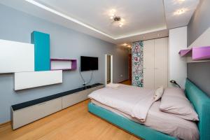 Sofia Luxury 3-Bed Penthouse Apartment Sleeps 6