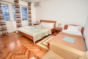 Rent a Vacation House in Kotor Bay