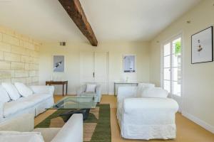 Villas Demeure en pierre au coeur des vignobles de Bordeaux : photos des chambres