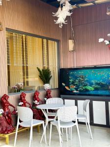 Ngôi Nhà Hạnh Phúc