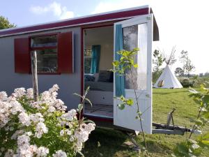 Toplocatie! Moderne en knusse pipowagen Postduif vlakbij Zutphen