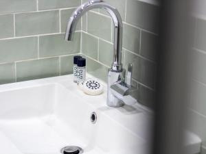 Madalena Second Floor - Bright Apartment in Lisbon Baixa